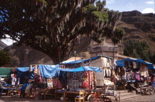 Pisac Peru market
